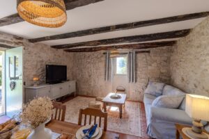 Sitting Room1 2 300x200